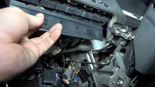 Audi TT Hazard / Dash Switch Removal