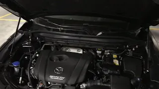 Установка амортизаторов (упоров) капота на Mazda CX-5