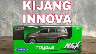 Buka Diecast Toyota Kijang Innova (Welly)