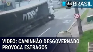 Vídeo: caminhão desgovernado deixa rastro de destruição no Paraná  | SBT Brasil (14/01/23)