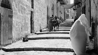 Jerusalem at the Turn of the 20th Century: A Photographic Journey