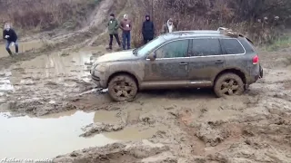 EXTREME OFFROAD-AUDI Q7 VS VW TOUAREG