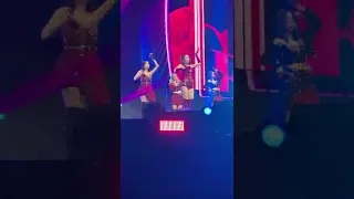 [FANCAM] Twice Oakland Concert - Up No More