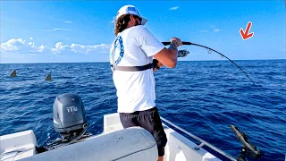 Fishing 100' DEEP In 19' Bay Boat For Dinner! *Catch Clean Cook*