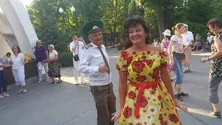 Калины куст!!!💃🌹Танцы в парке Горького!!!🌴🌹Харьков 2021