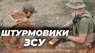 ГРАНАТУ – В КОЖНИЙ ОКОП