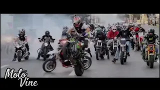 Moto Combo vine