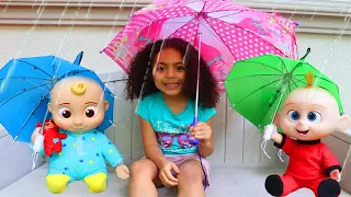 Rain Rain Go Away Song with Baby Dolls and Umbrellas | Leah's Play Time