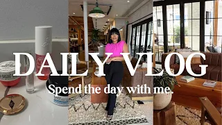 DAILY VLOG: SPEND THE DAY WITH ME. GALENTINE'S DAY LUNCH +SEPHORA HAUL + DUNKIN RUN.