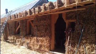 Maison en paille porteuse