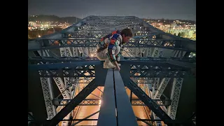 Climbing the Market Street Bridge, Chattanooga TN.