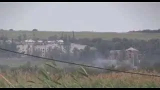 ИЮНЬ 2014 ВИДЕО Украинская армия ведет огонь по террористам