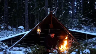 3 Days Winter Bushcraft in Snow and Ice - Canvas Poncho Shelter - Sleeping on Reindeer Skin