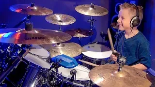 Steve Miller Band (6 year old Drummer) Take the Money and Run