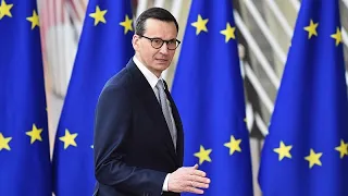 Poland and Hungary hijack EU summit with anti-migration demands