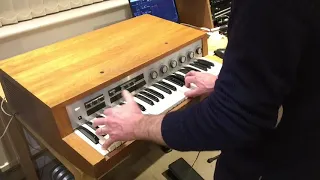 Philips Philicorda 1960s Combo Organ (Live Improv to show sounds)