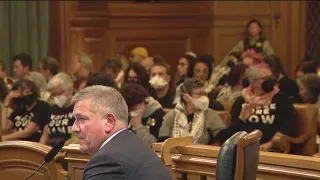 SF Board of Supervisors vote to approve ceasefire resolution in Gaza