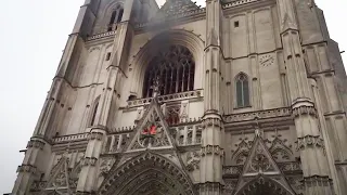 Nantes: Fire breaks out inside 15th century cathedral