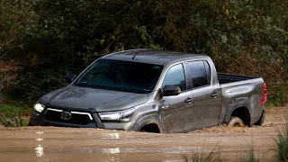 New 2023 Toyota Hilux | OFFROAD Test Drive