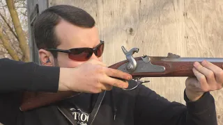 Loading/Shooting a Civil War Musket (Reproduction)