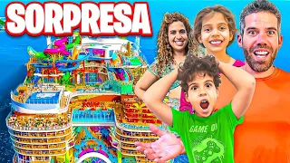 SORPRENDEMOS a LORENZO Y DANIELA con las VACACIONES de sus SUEÑOS|4PLUSONE