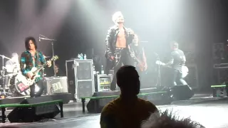 Billy Idol - "White Wedding" -  Manchester Apollo 2014