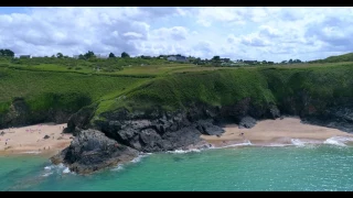 Bretagne - Côte d'Emeraude vue du ciel (4K aerial video)