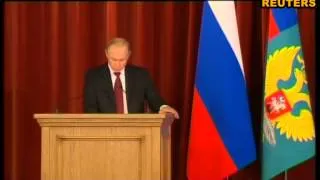 Путин пообещал спасти "русских" по всему миру