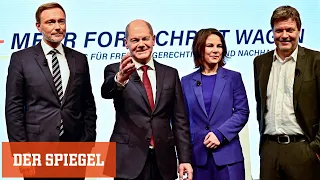 Koalitionsvertrag der Ampel: Olaf Scholz, Robert Habeck und Christian Lindner zum Regierungskurs