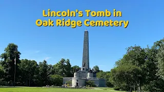 Abraham Lincoln's Tomb in Oak Ridge Cemetery, Springfield, Illinois