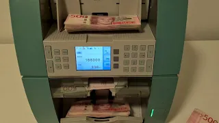 200,000 Sweden krone counting