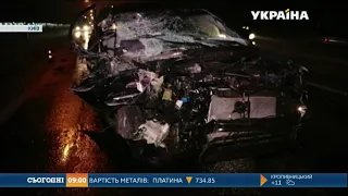 У Києві іномарка на шаленій швидкості протаранила багатотонну вантажівку