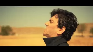 El hombre de negro (con Urrutia, Calamaro y Bunbury) (Video