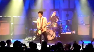 Johnny Marr - Easy Money - Live in Amsterdam 2014 (HD) (Lyrics)