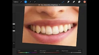 How to whiten teeth on Procreate