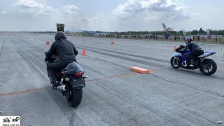 Hayabusa vs Suzuki GSXR 1000 motorcycle drag race 1/4 mile