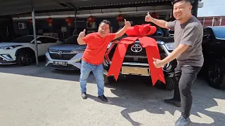 Youtuber Sabahan Tumatik Beli Kereta Baru Toyota Hilux 2023