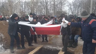 В Татарстане простились с семьей Журавлевых, погибшей при пожаре в Лениногорском районе