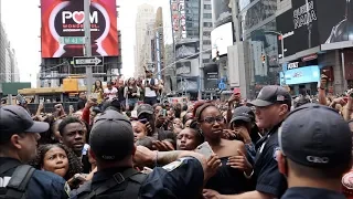 SPICY GANG SHUTS DOWN TIMES SQUARE..😱