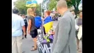 Украинская диаспора прошла по Бургасу антипутинской демонстрацией