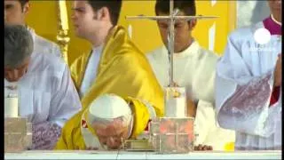 Pope gives closing mass at Catholic youth festival