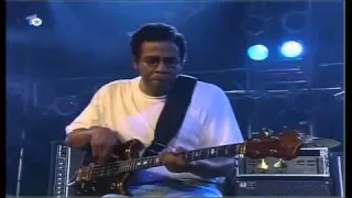 Stanley Clarke Trio - School Day - Leverkusen 1993.avi