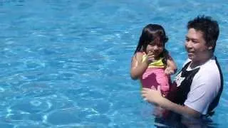 Yesha's langoy aso swimming style!