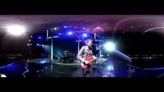 Muse - New Born Live Reading 2011 (360° Matt Cam)