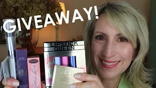 GIVEAWAY - Stila, It, Tarte, Benefit, Lipstick Queen!