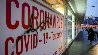 La COVID se dispara otra vez en Europa: Francia llega a los 200 000 nuevos casos diarios