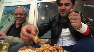 همایون افغان در رستورانت ترکمن ها