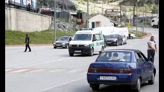 ლარსის გამშვებ პუნქტზე სასწრაფო  სადღეღამისო რეჟიმში მუშაობს