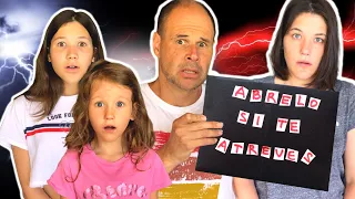 NOS LLEGA UNA CARTA MUY EXTRAÑA ¿VUELVE EL HOMBRE MISTERIOSO? 😱 | Yippee Family