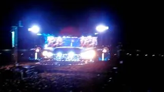 Final five minutes of Bon Jovi concert in Adelaide 2013